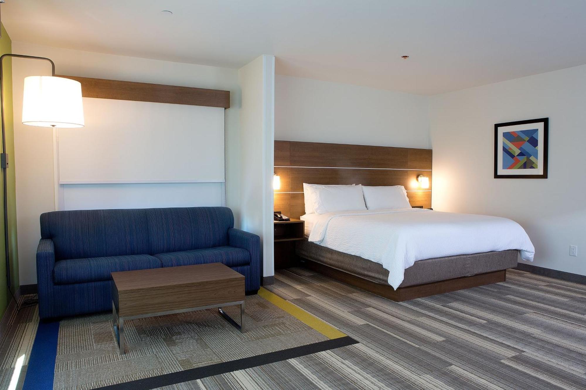 Holiday Inn Express & Suites - Edmonton Sw - Windermere By Ihg Bagian luar foto